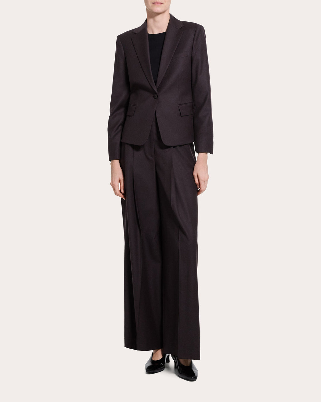 Sleek Flannel Wool Slim Blazer
