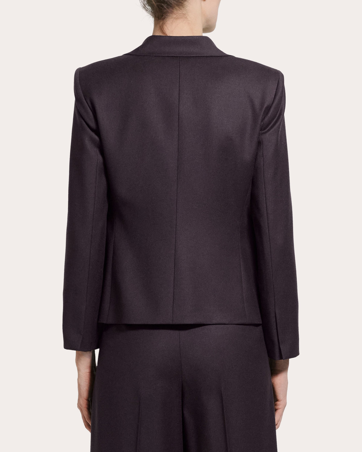 Sleek Flannel Wool Slim Blazer