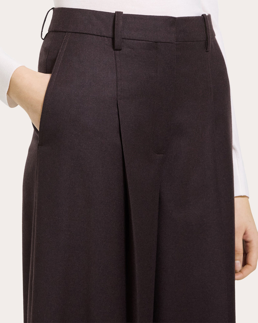 Sleek Flannel Wool Wide Pleated Trousers