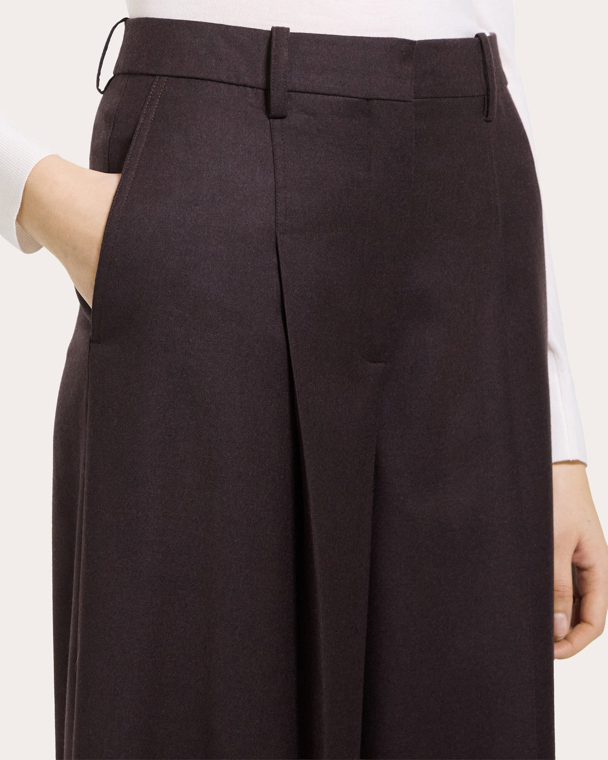 Sleek Flannel Wool Wide Pleated Trousers