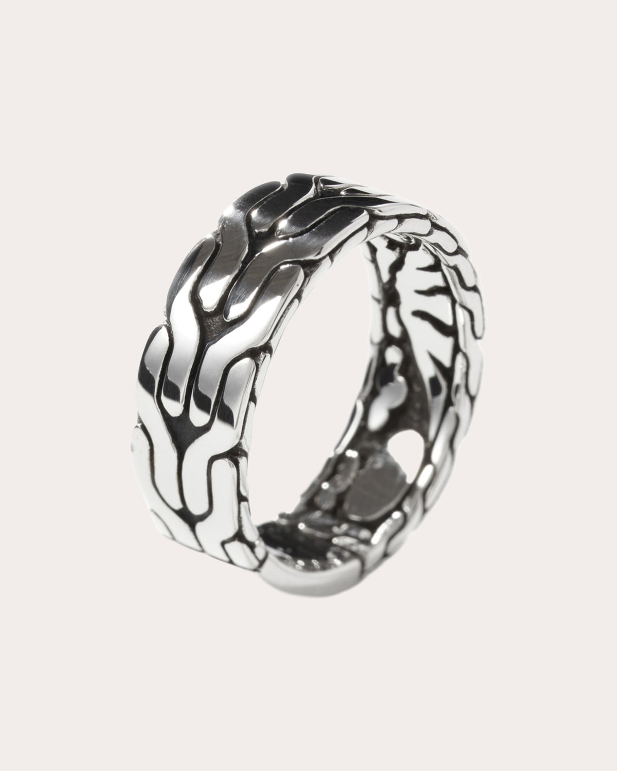 Carved Chain Band Ring