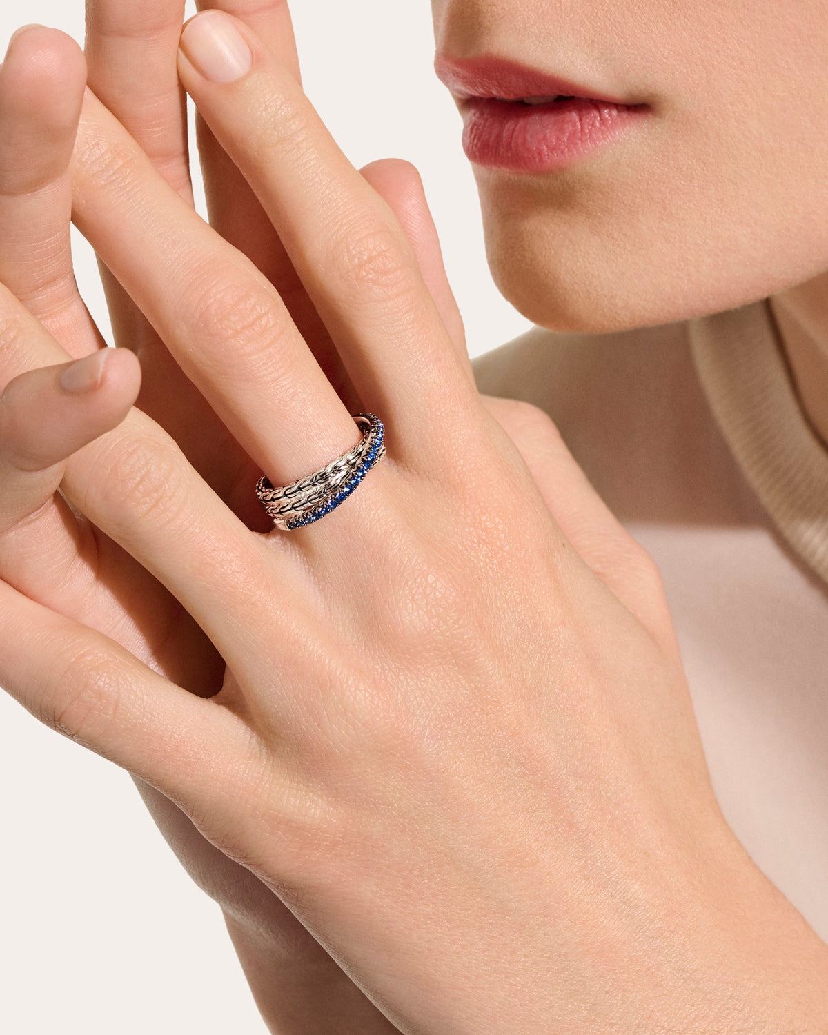 Sapphire JH Essential Pavé Crossover Ring