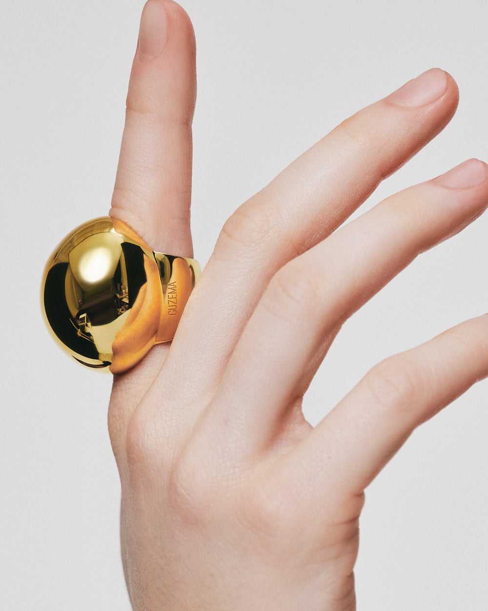 18k Gold Bold Orb RIng
