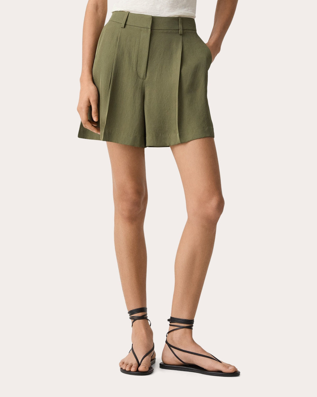 Washed Twill Fluid Pleated Shorts