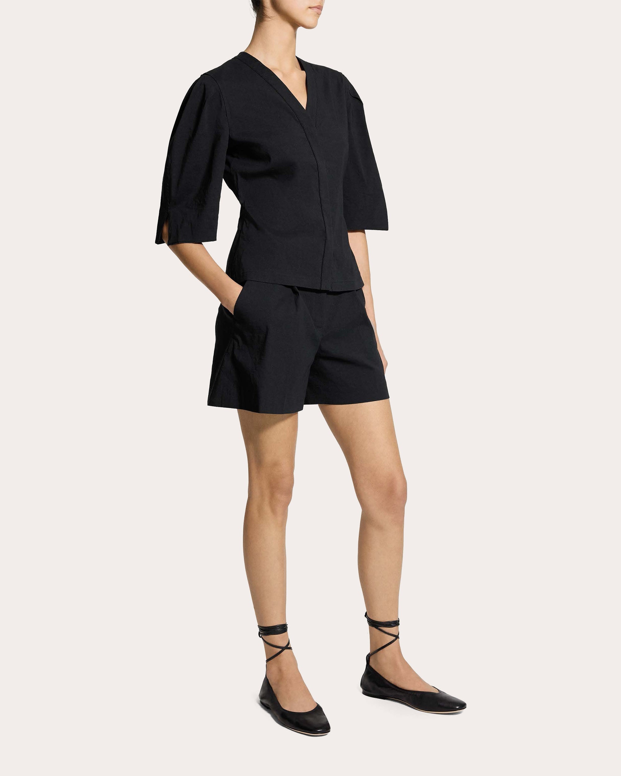 Good Linen Round-Sleeve Button-Up Top