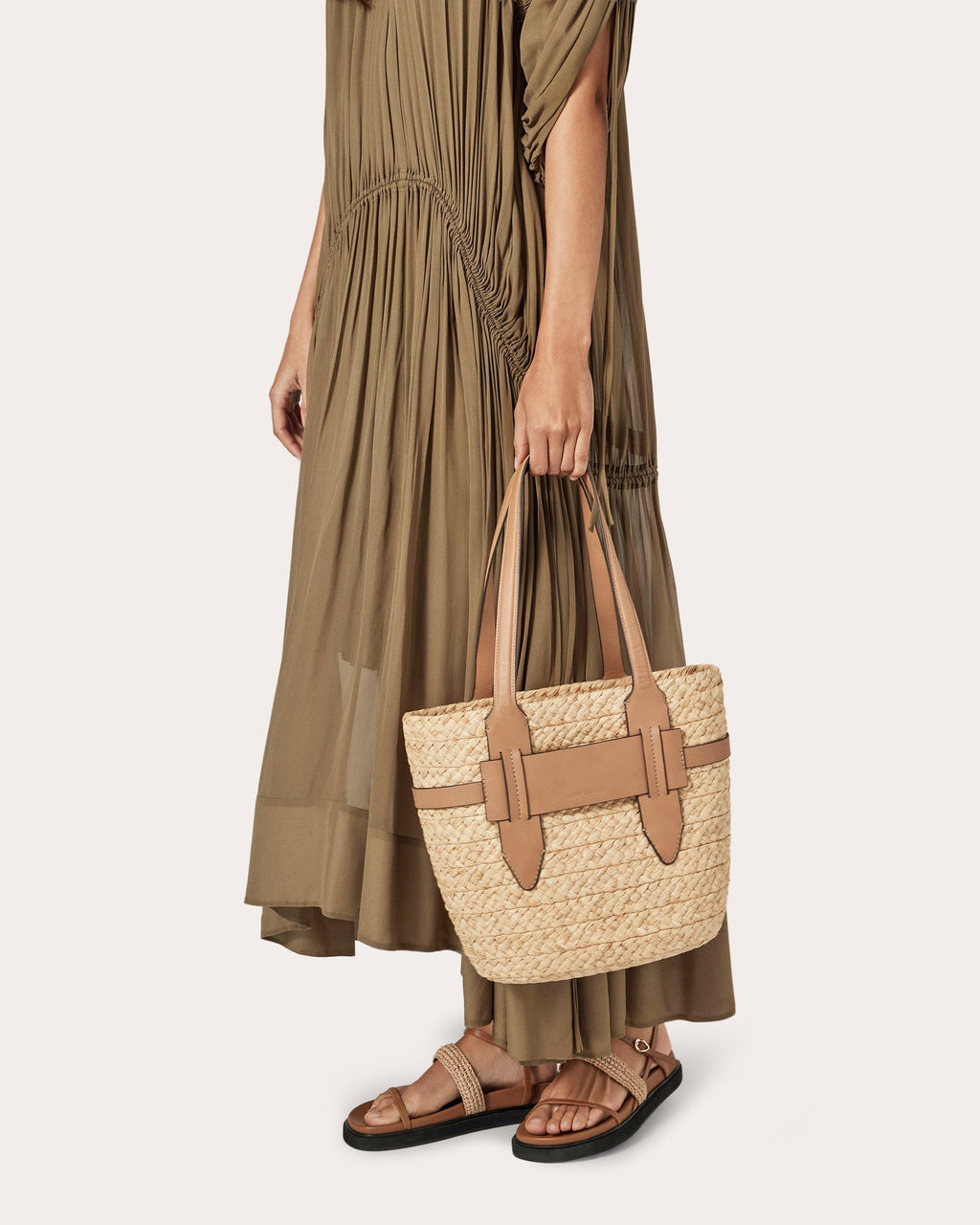 Lipari Woven Raffia Medium Tote