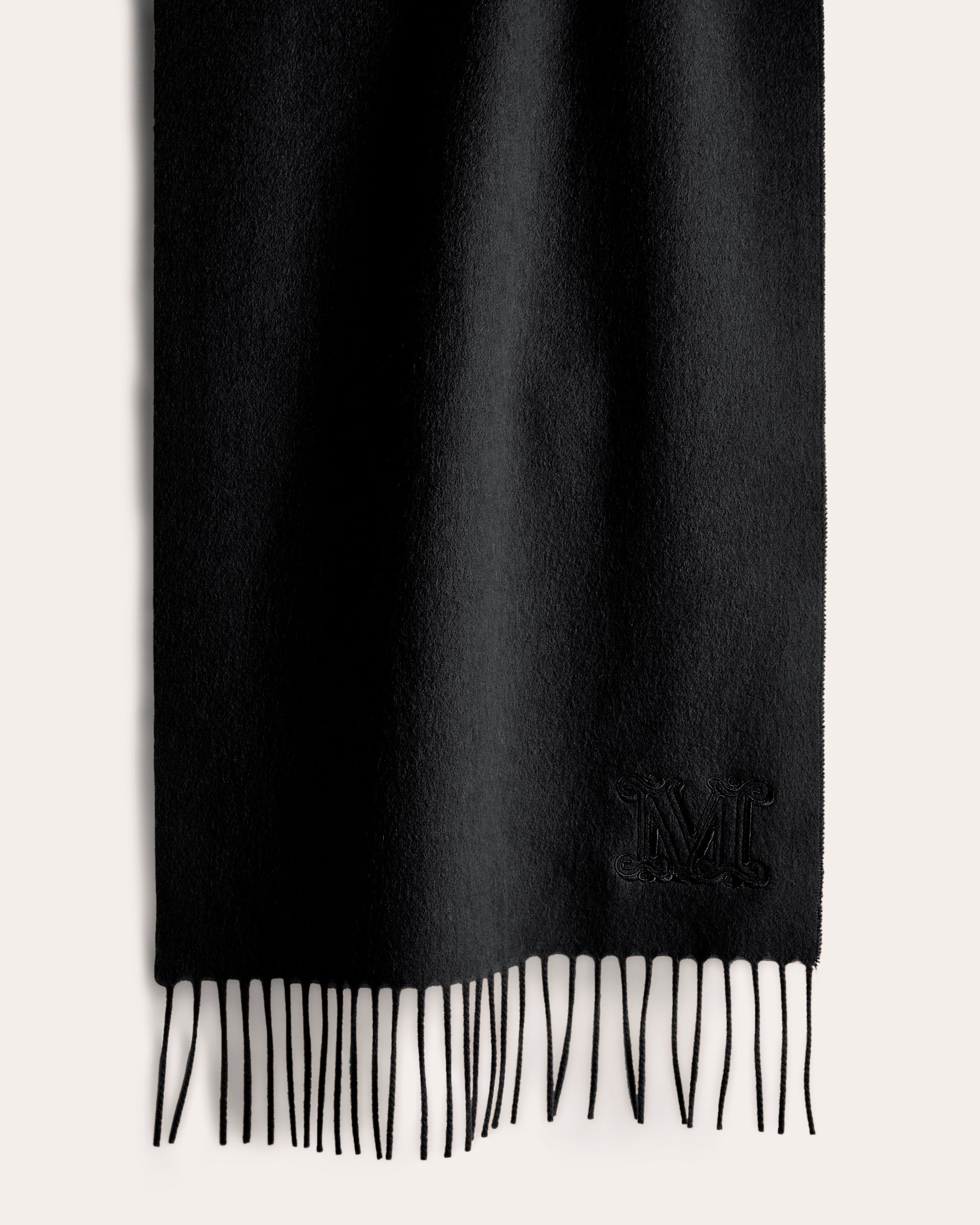 002 BLACK