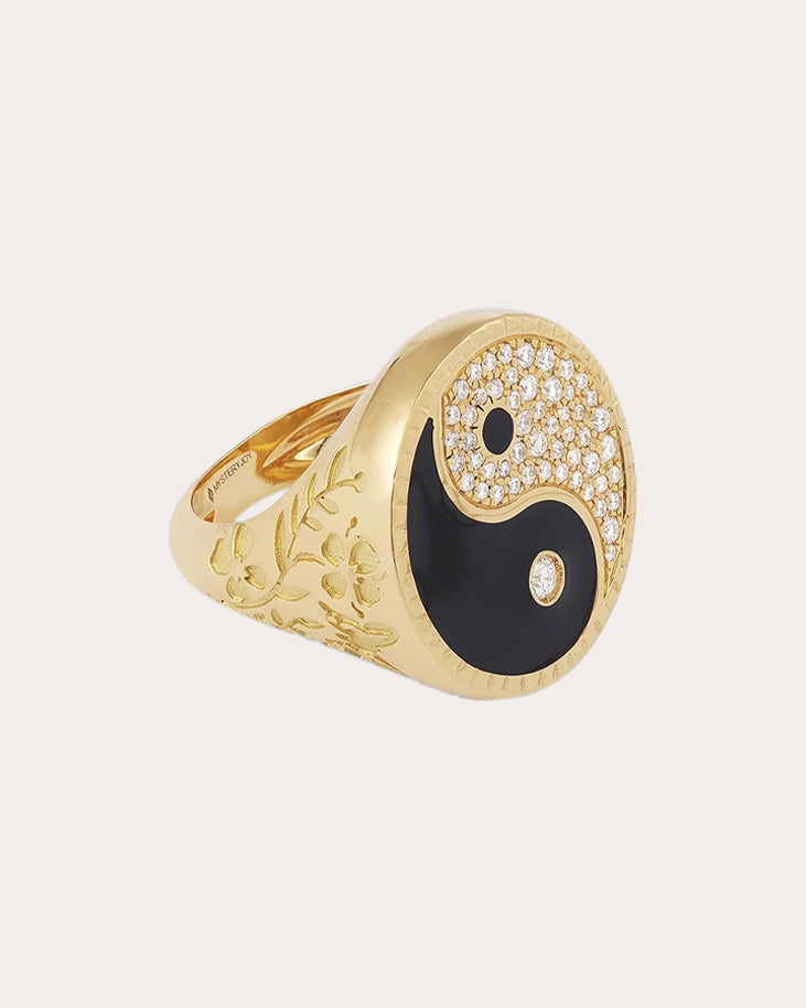 Diamond & 18k Gold Large Yin Yang Signet Ring